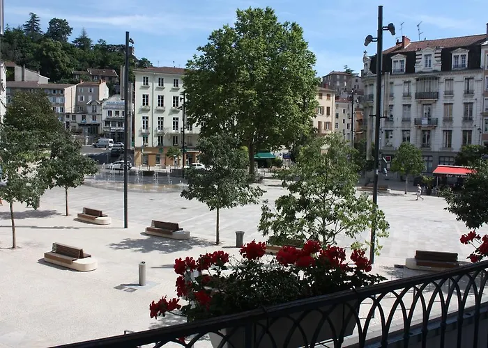 Hotel Du Midi
